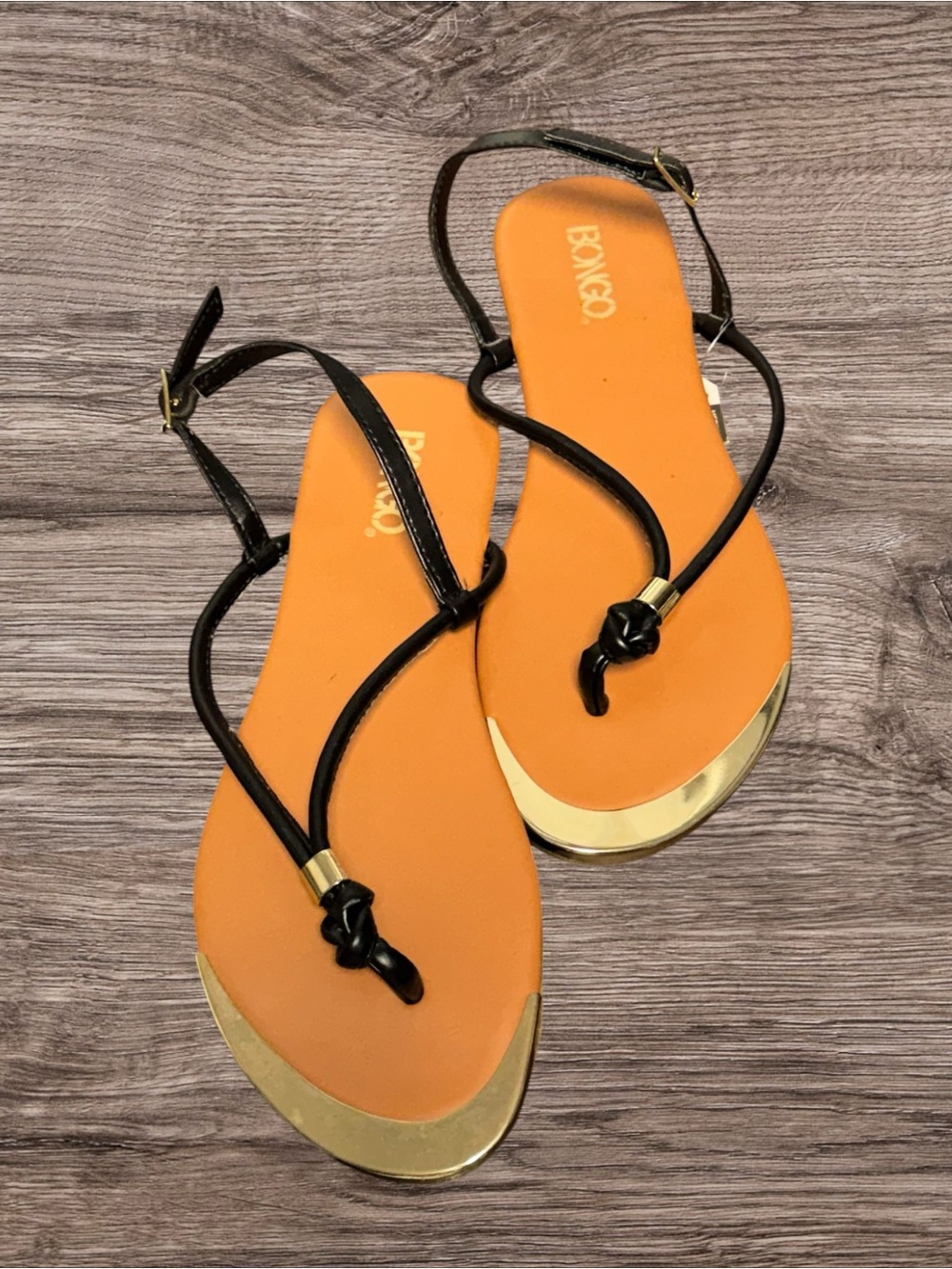 ✨ Bongo Black & Gold “Quiet Luxury” Thong Sandals ✨